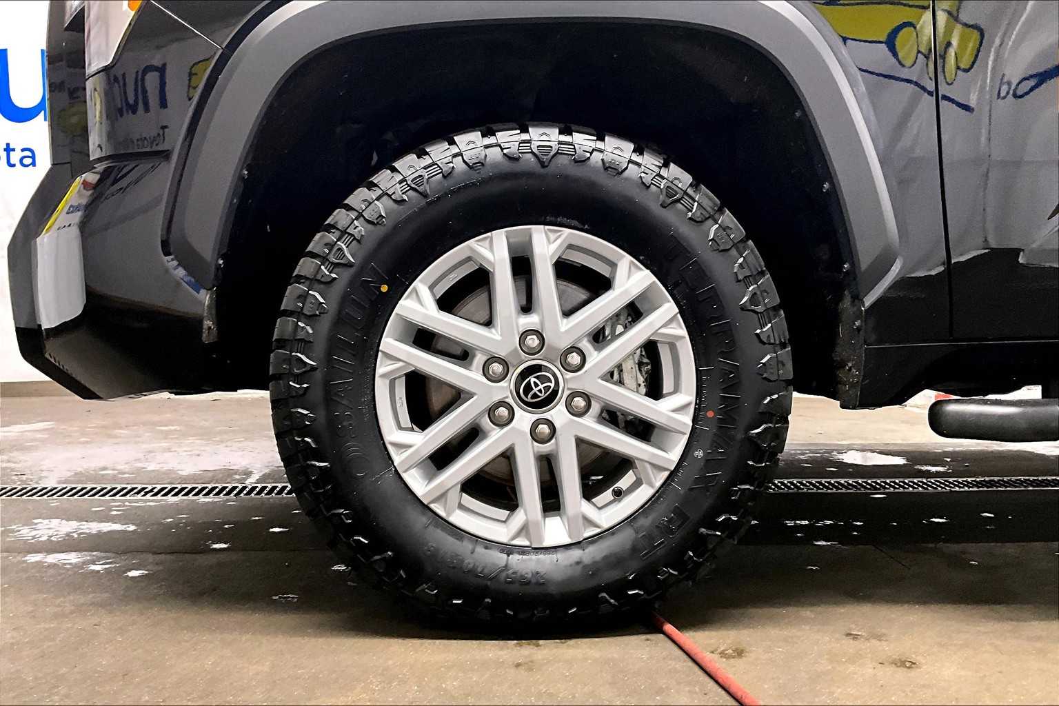 2023 Toyota Tundra SR5 - Photo 7