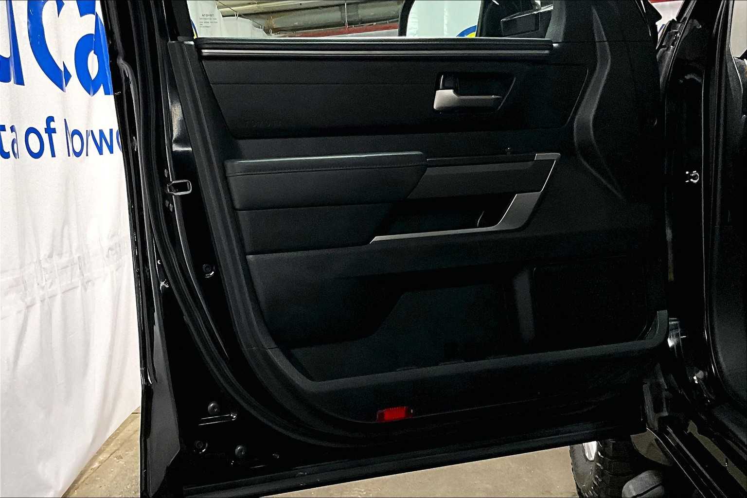 2023 Toyota Tundra SR5 - Photo 9