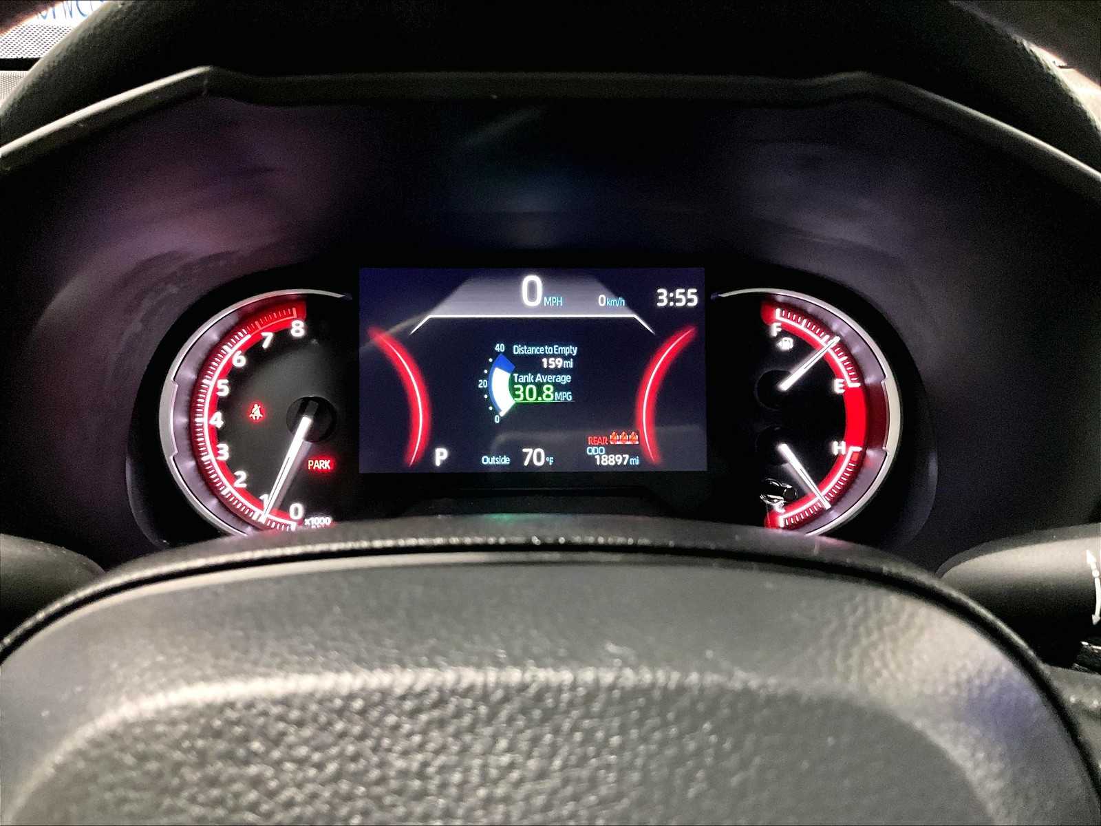 2024 Toyota RAV4 LE - Photo 24