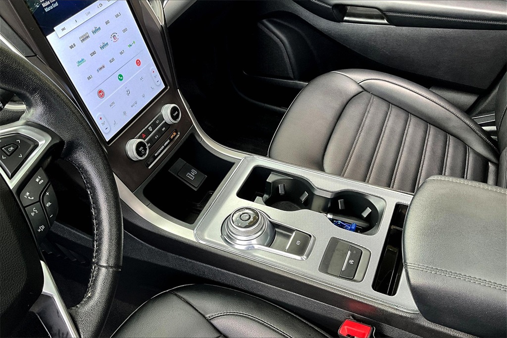 2021 Ford Edge SEL - Photo 20