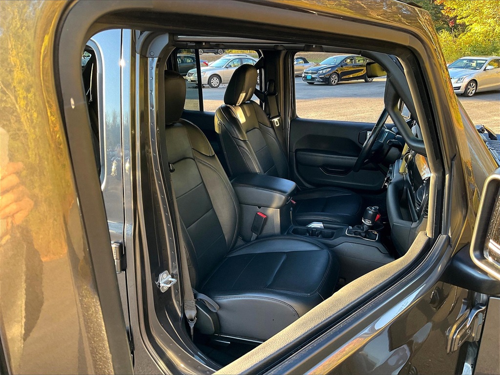 2021 Jeep Wrangler Unlimited Sahara Altitude - Photo 11