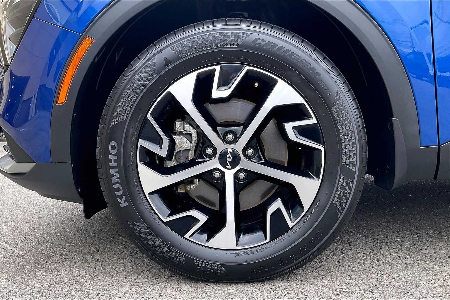 2023 Kia Sportage EX - Photo 7