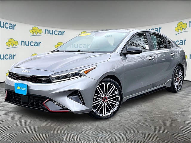 2023 Kia Forte GT - Photo 12