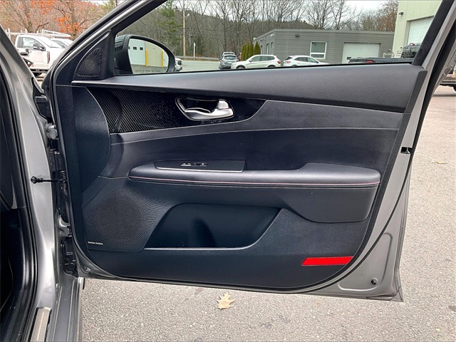 2023 Kia Forte GT - Photo 20