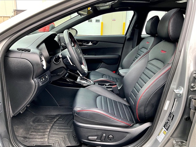 2023 Kia Forte GT - Photo 21