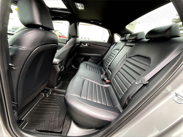 2023 Kia Forte GT - Photo 22
