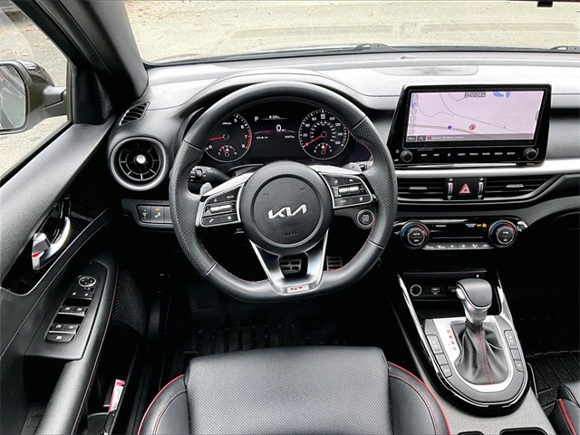 2023 Kia Forte GT - Photo 5