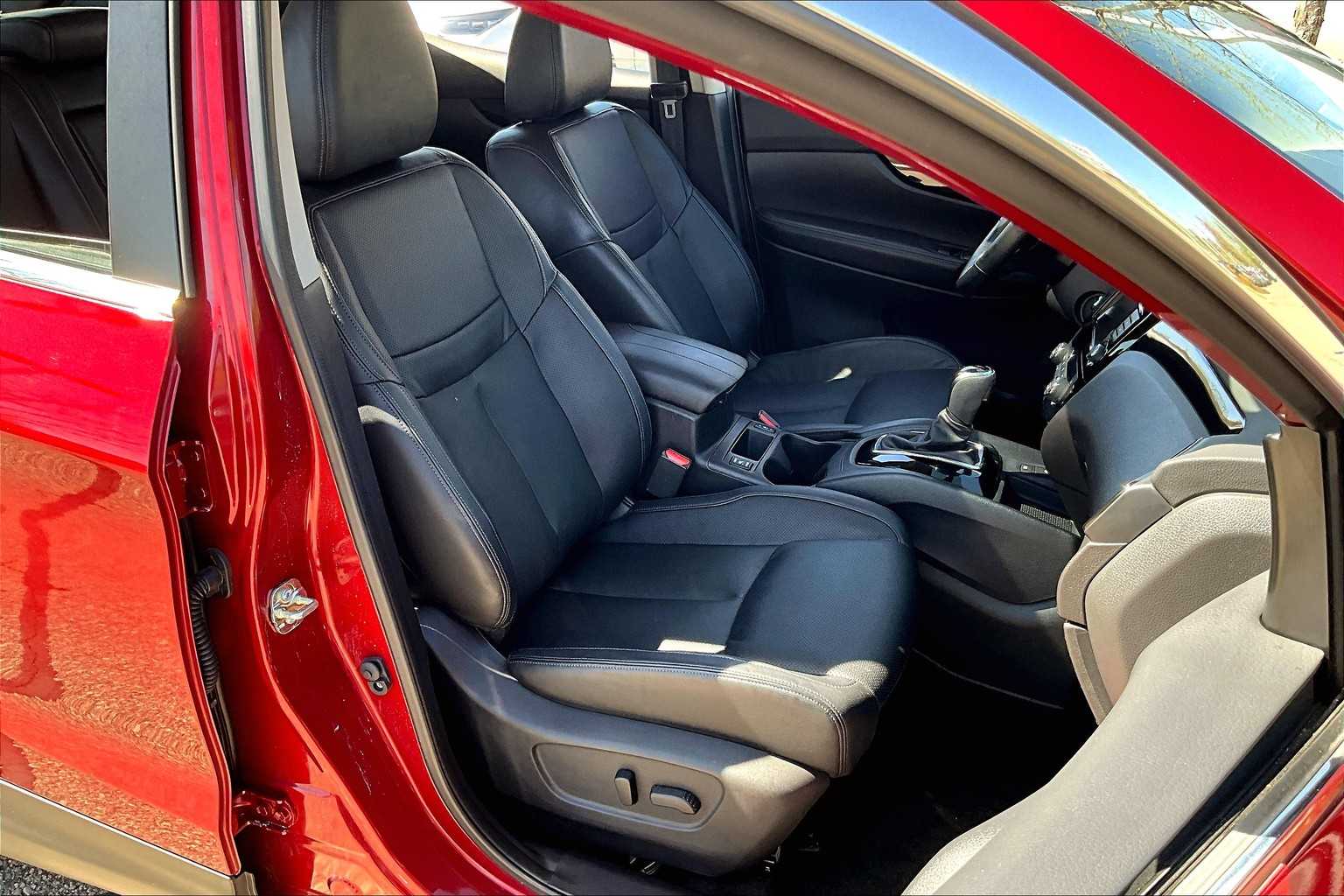 2021 Nissan Rogue Sport SL - Photo 11