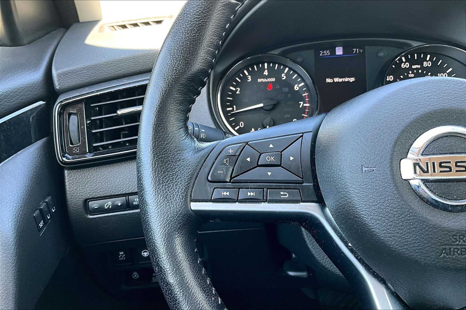 2021 Nissan Rogue Sport SL - Photo 23