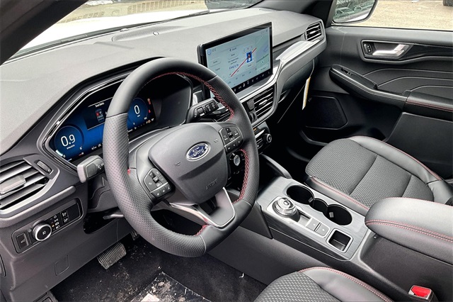 2025 Ford Escape ST-Line Select - Photo 7