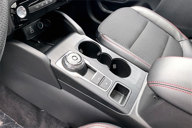 2025 Ford Escape ST-Line Select - Photo 9