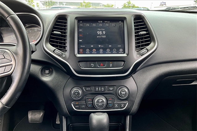 2021 Jeep Cherokee Latitude Lux - Photo 17