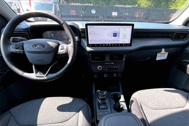 2025 Ford Maverick XLT - Photo 6
