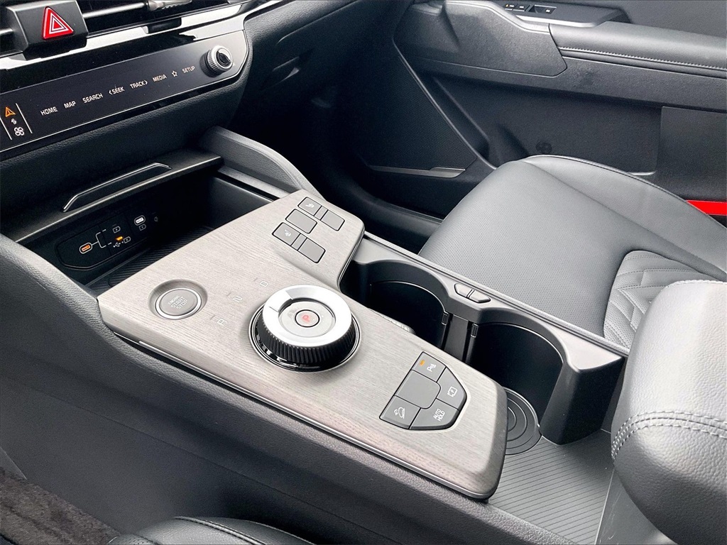 2026 Kia Sportage Hybrid EX - Photo 14