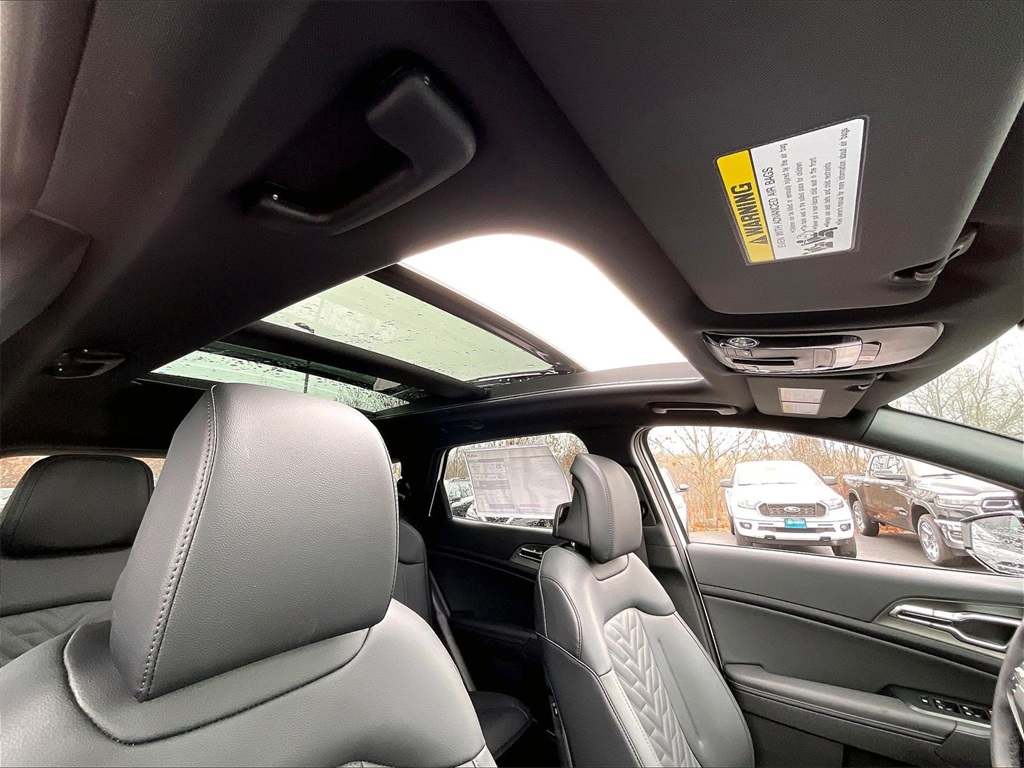 2026 Kia Sportage Hybrid EX - Photo 18