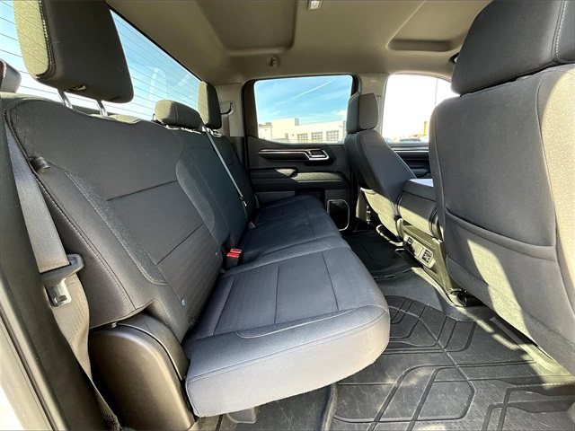 2023 Chevrolet Silverado 1500 RST - Photo 15