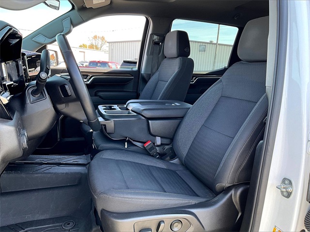 2023 Chevrolet Silverado 1500 RST - Photo 10