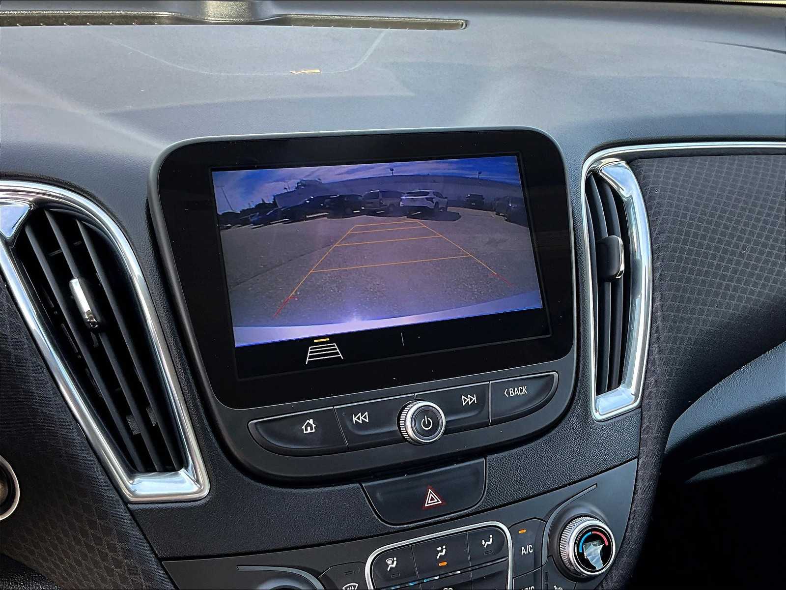 2019 Chevrolet Malibu LT - Photo 19