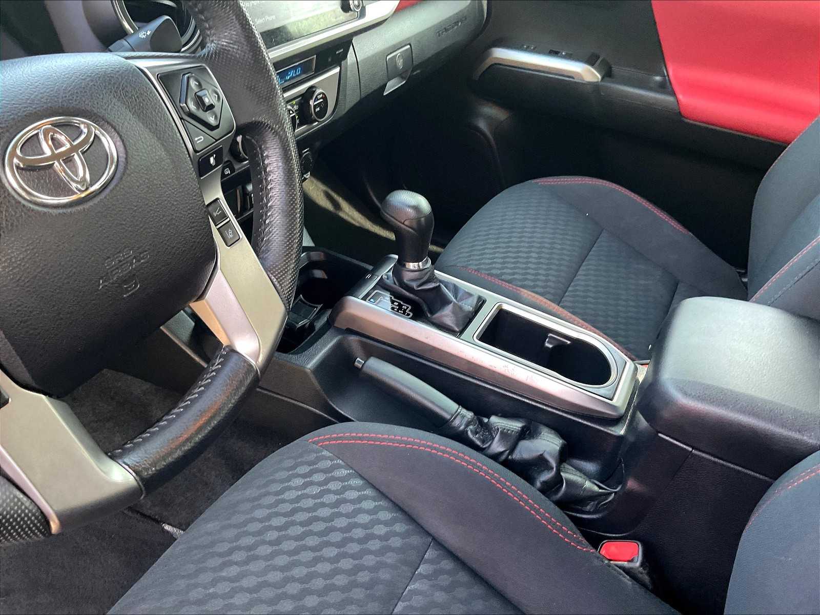 2021 Toyota Tacoma SR5 - Photo 20