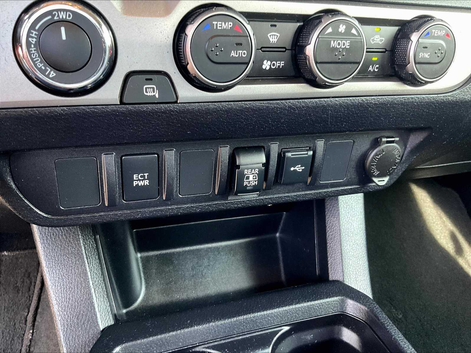 2021 Toyota Tacoma SR5 - Photo 25