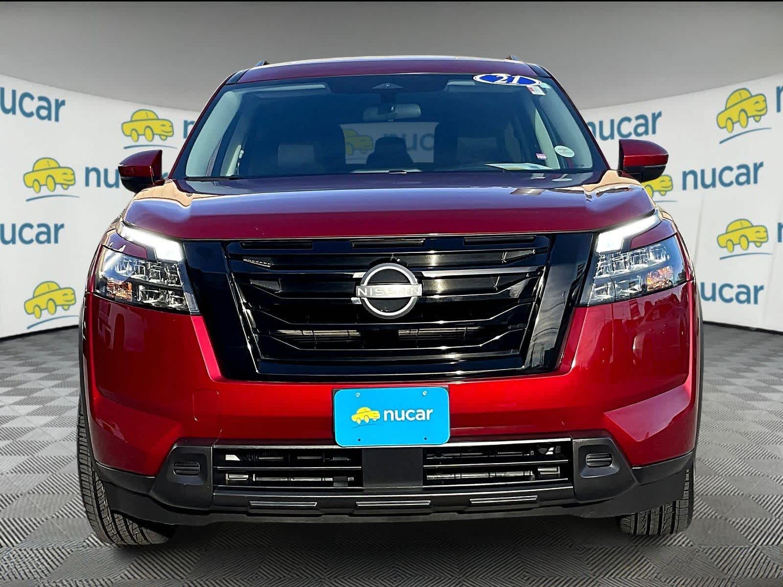 2024 Nissan Pathfinder SV - Photo 2