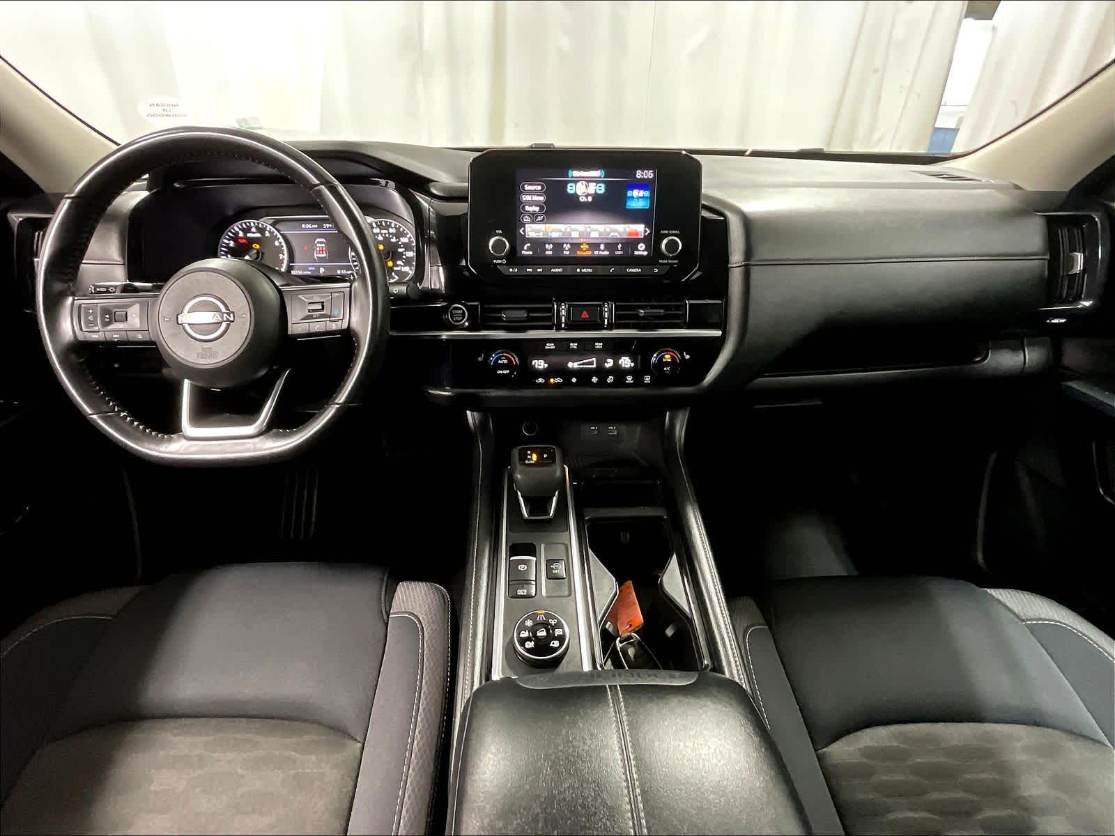 2024 Nissan Pathfinder SV - Photo 21