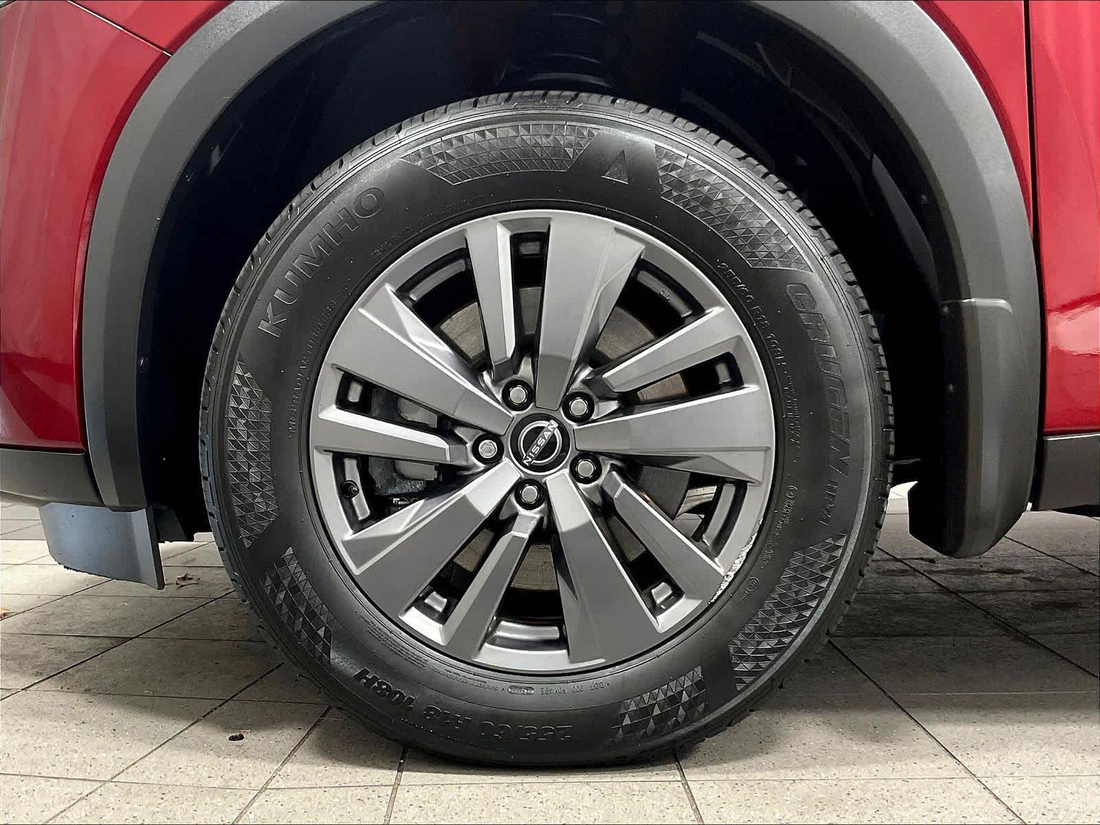 2024 Nissan Pathfinder SV - Photo 7