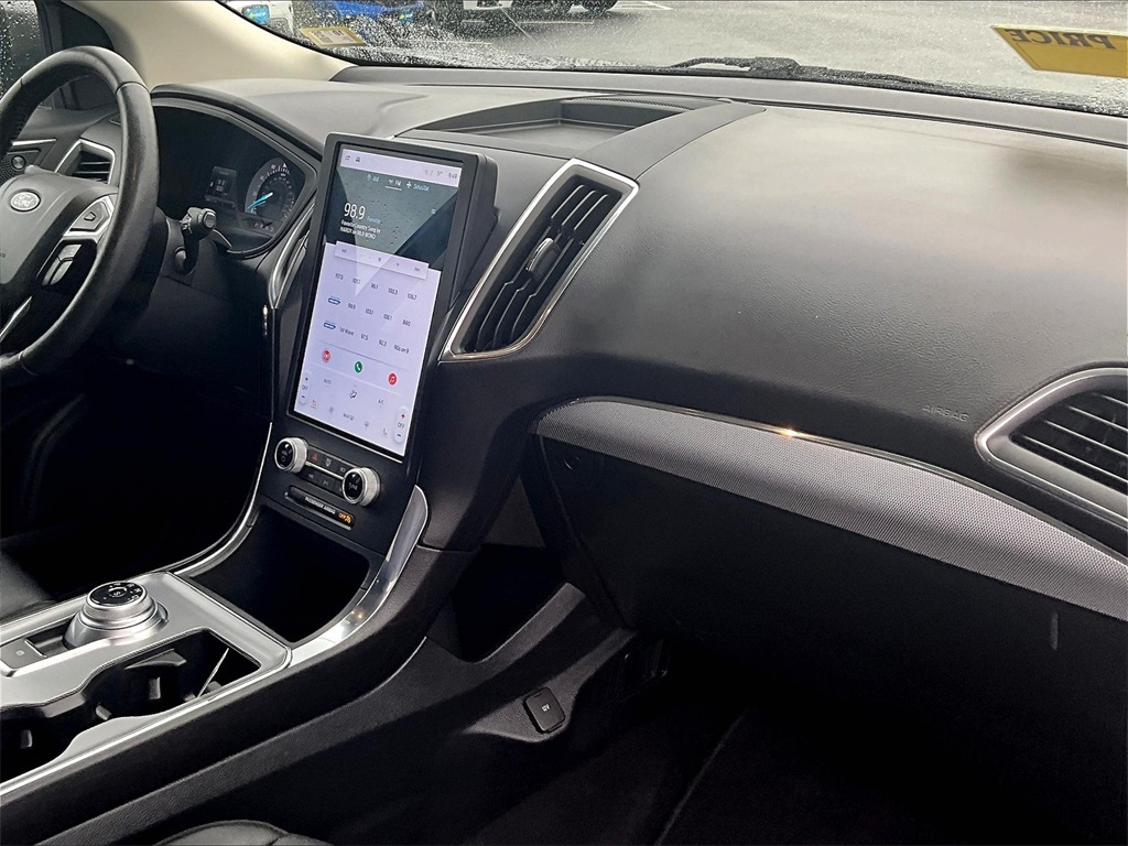 2022 Ford Edge Titanium - Photo 14