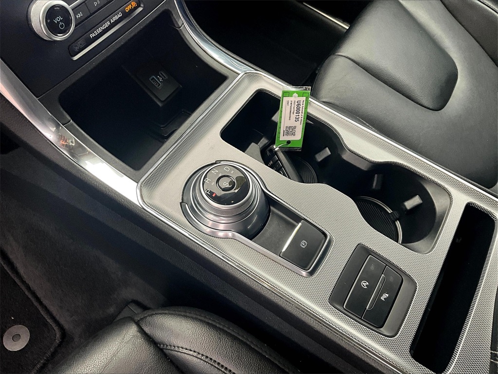 2022 Ford Edge Titanium - Photo 20