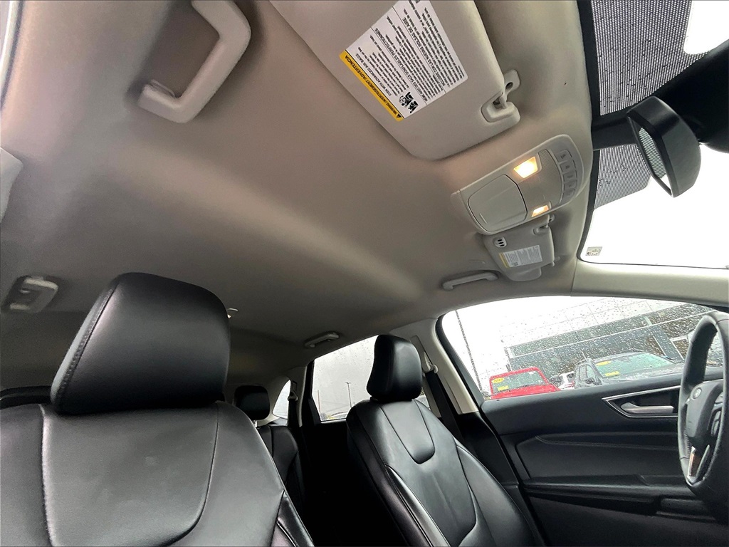 2022 Ford Edge Titanium - Photo 22