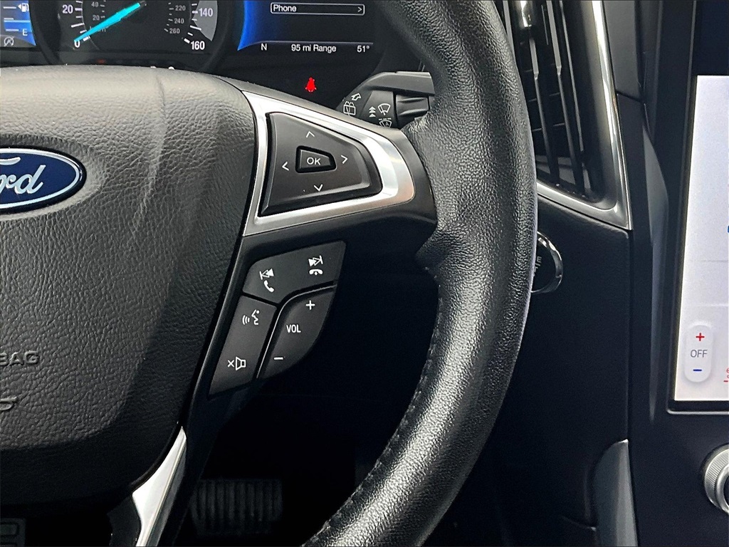 2022 Ford Edge Titanium - Photo 24