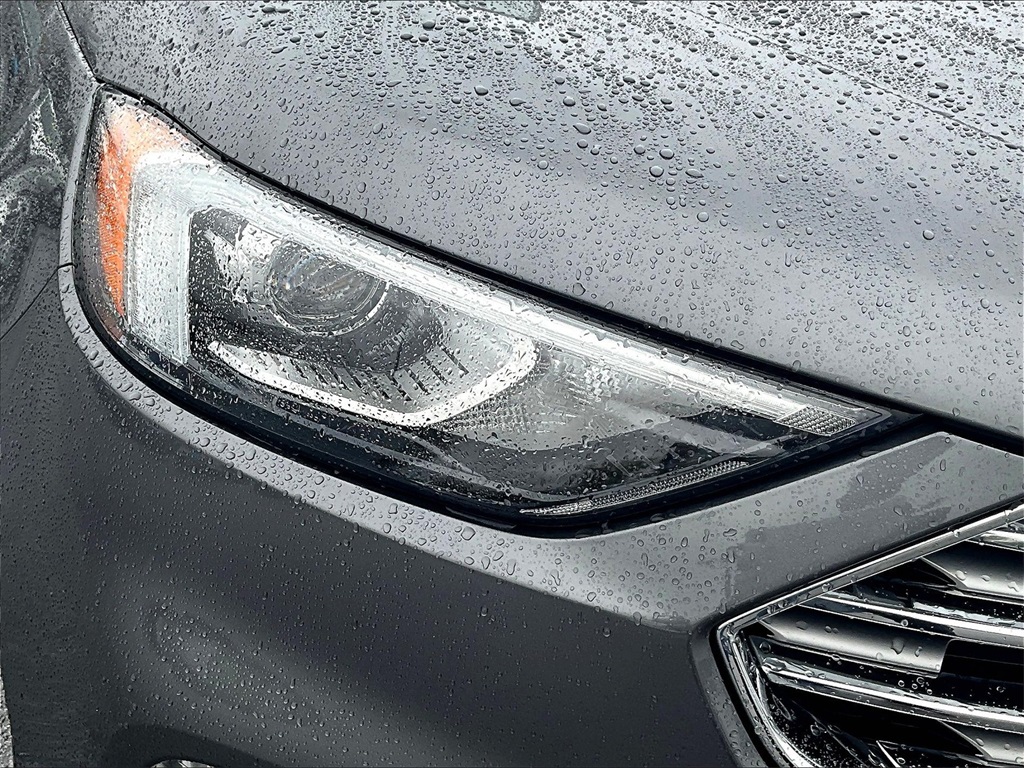 2022 Ford Edge Titanium - Photo 30