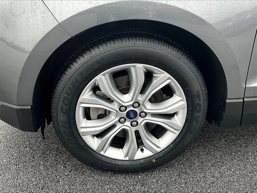 2022 Ford Edge Titanium - Photo 7