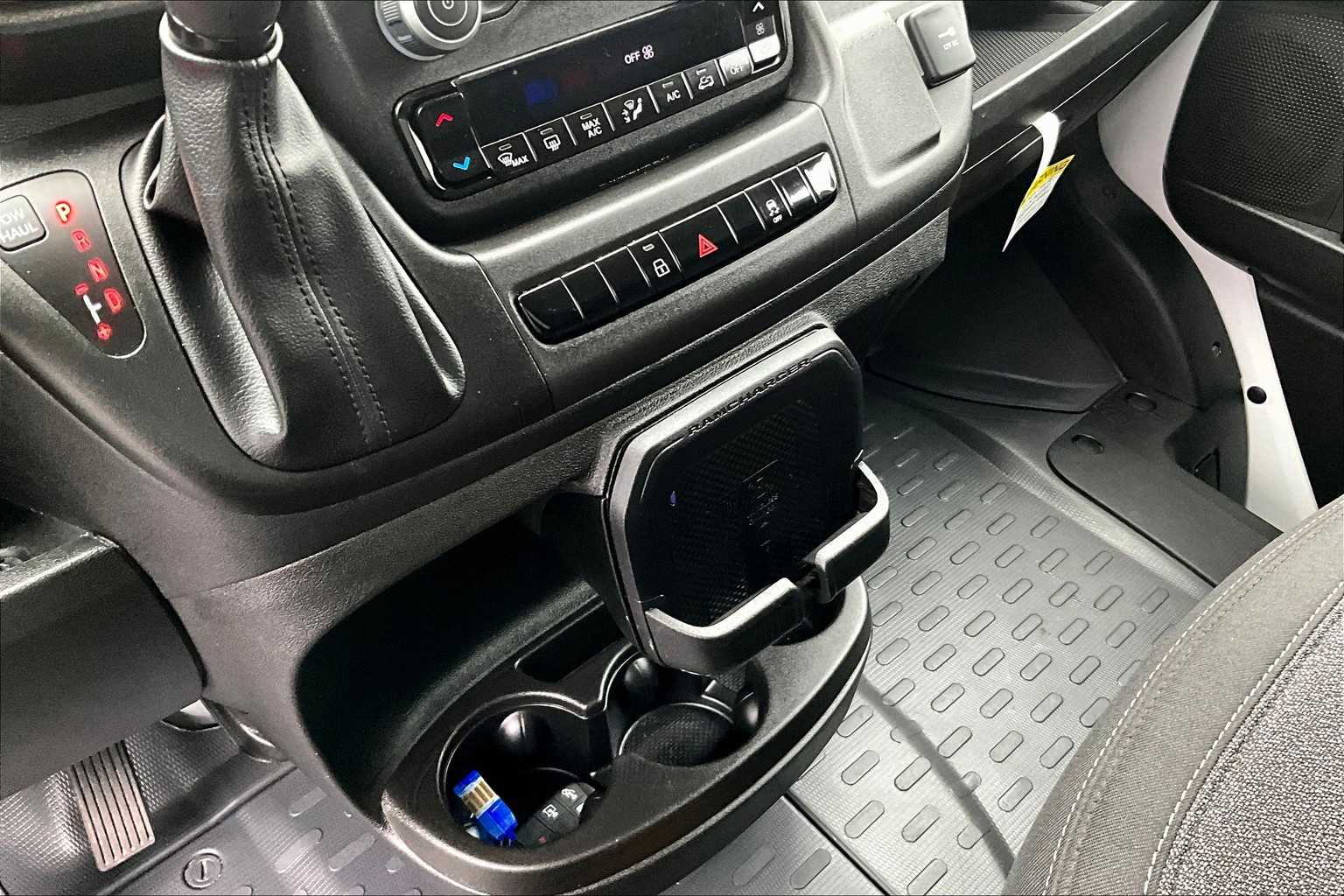 2024 Ram ProMaster Tradesman - Photo 25