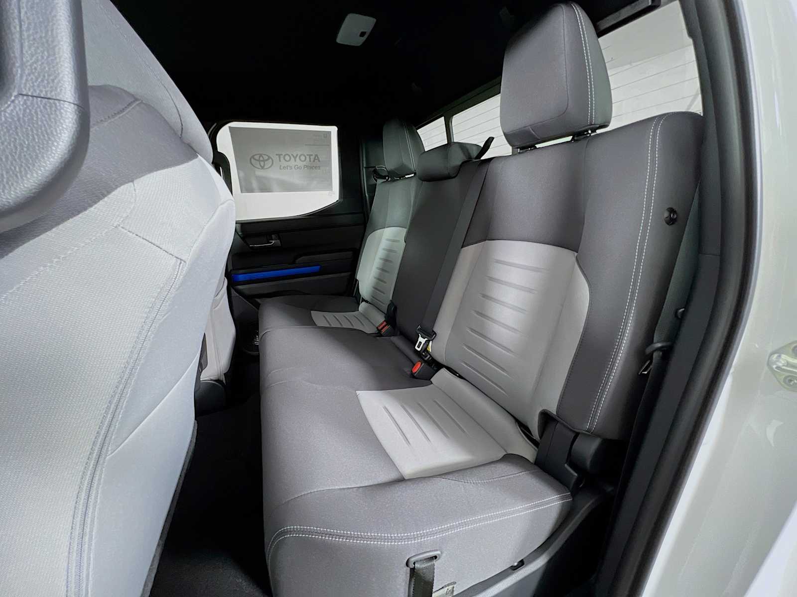 2025 Toyota Tacoma TRD Off Road - Photo 13