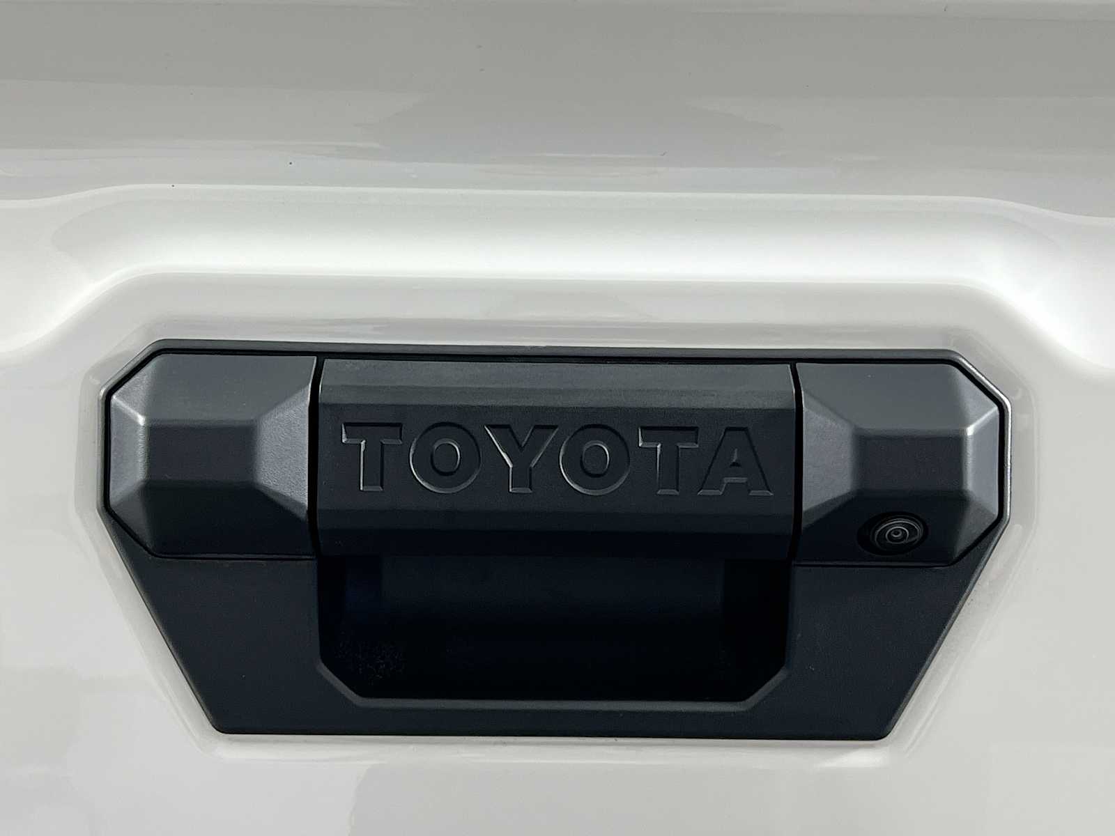 2025 Toyota Tacoma TRD Off Road - Photo 17