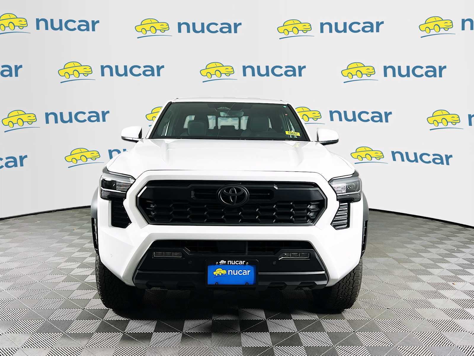 2025 Toyota Tacoma TRD Off Road - Photo 2