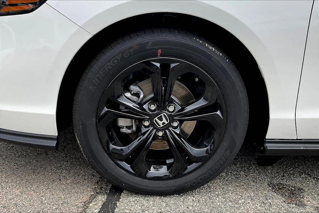 2025 Honda Accord SE - Photo 7