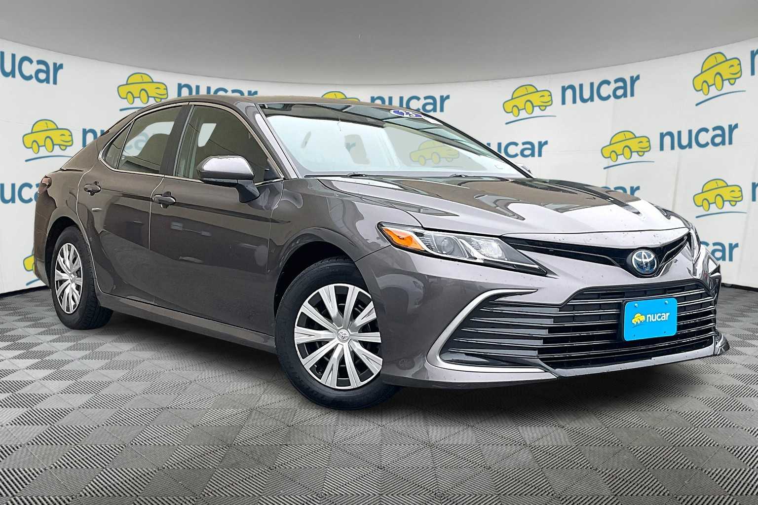 2023 Toyota Camry Hybrid LE
