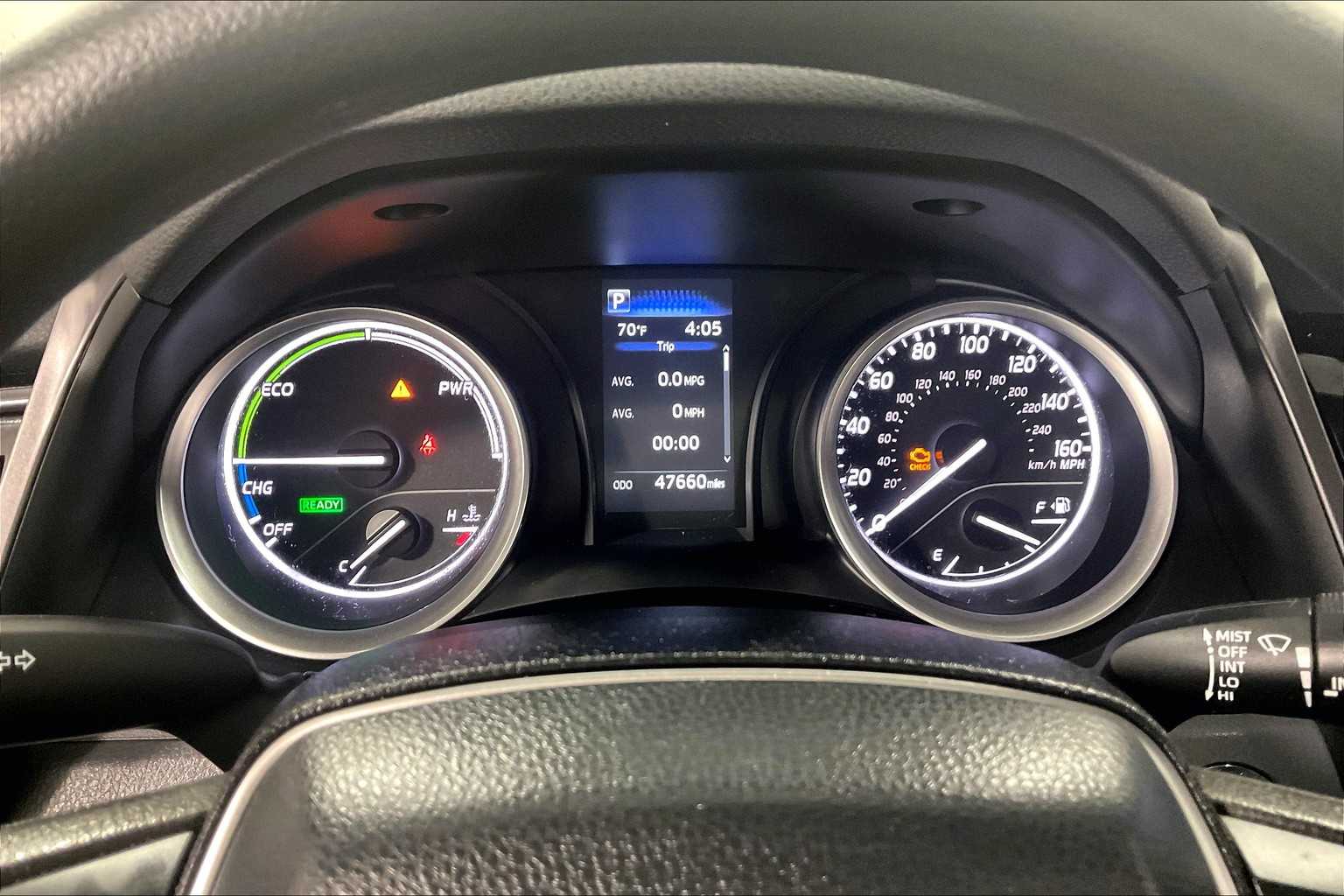 2023 Toyota Camry Hybrid LE - Photo 24