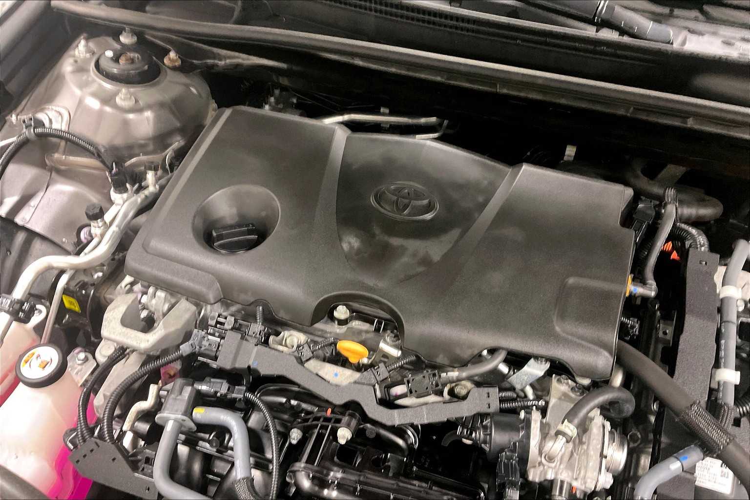 2023 Toyota Camry Hybrid LE - Photo 34