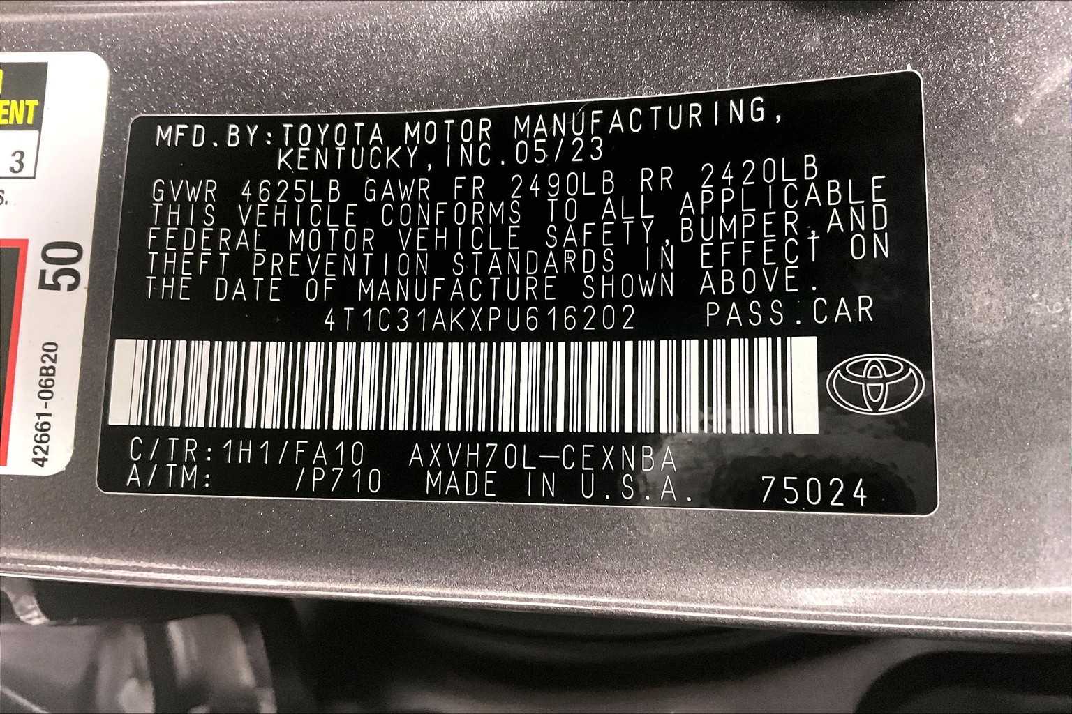 2023 Toyota Camry Hybrid LE - Photo 35