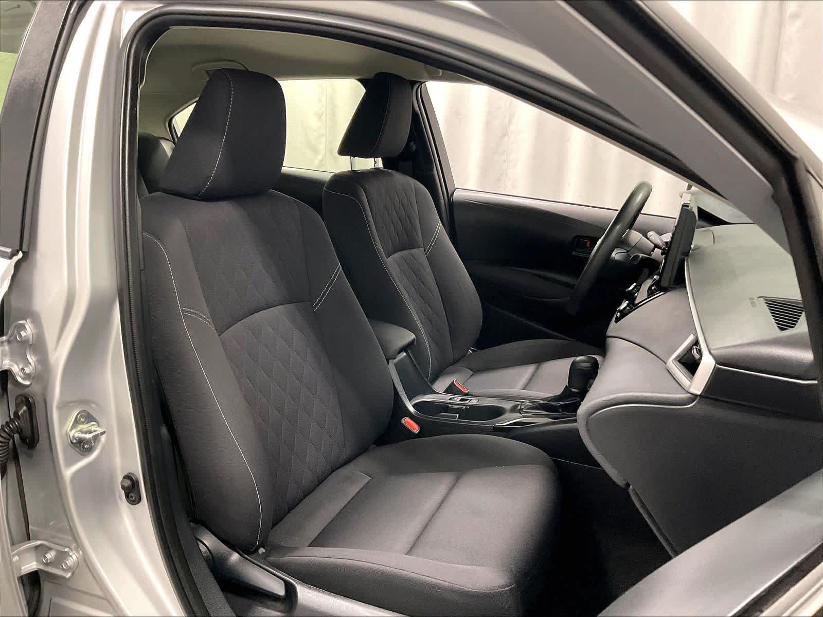 2024 Toyota Corolla Hybrid LE - Photo 11