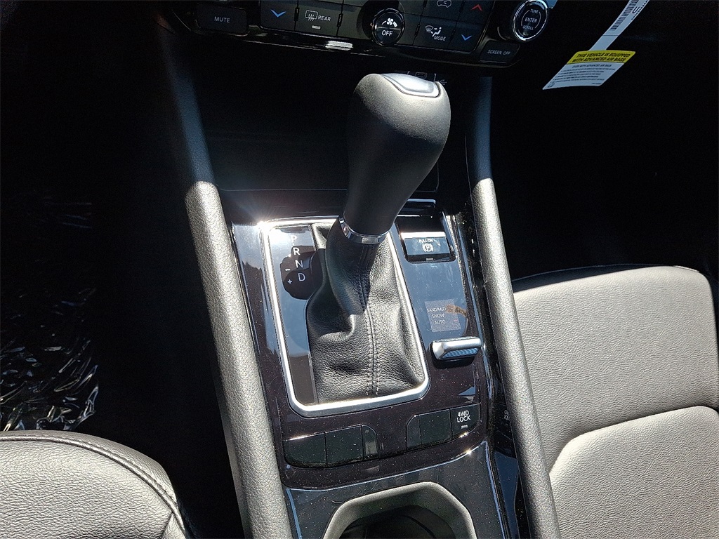 2025 Jeep Compass Limited - Photo 11