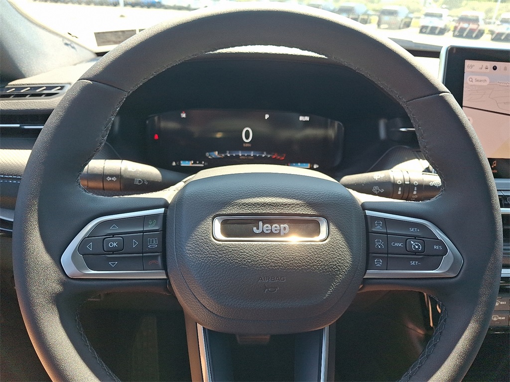 2025 Jeep Compass Limited - Photo 16