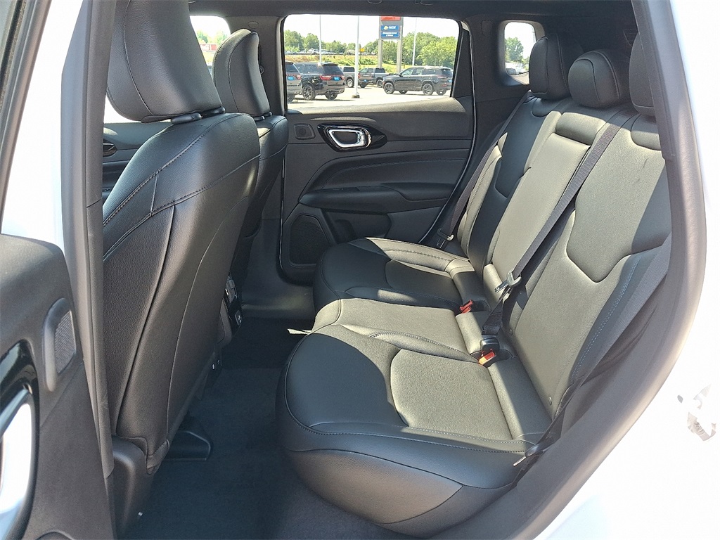 2025 Jeep Compass Limited - Photo 6
