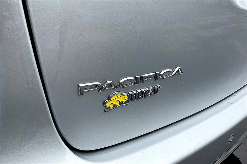 2023 Chrysler Pacifica Touring L - Photo 27