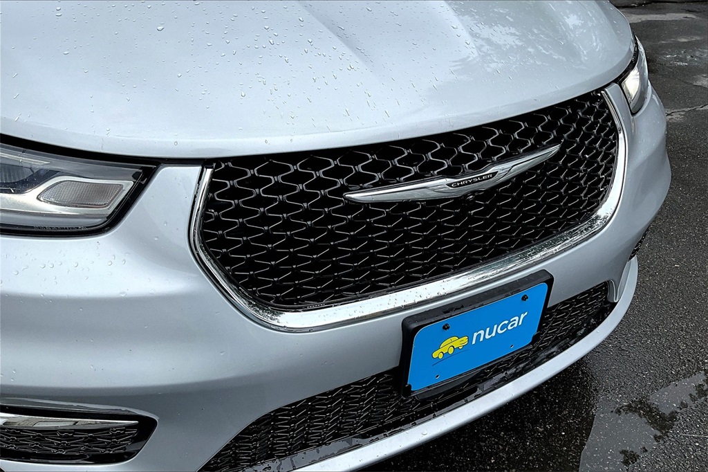 2023 Chrysler Pacifica Touring L - Photo 29