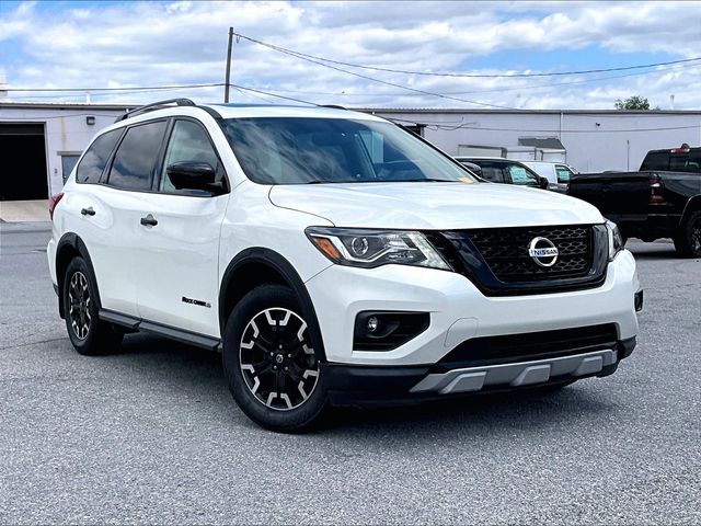 2020 Nissan Pathfinder SL