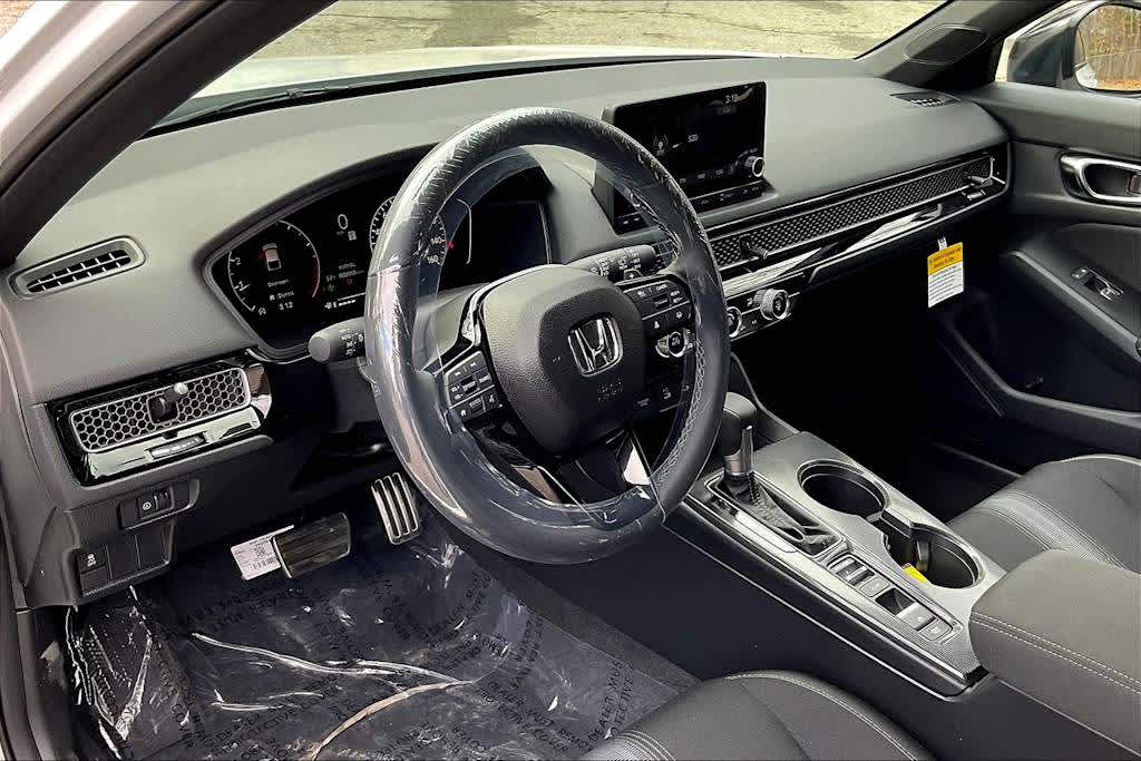 2025 Honda Civic Hatchback Sport - Photo 8